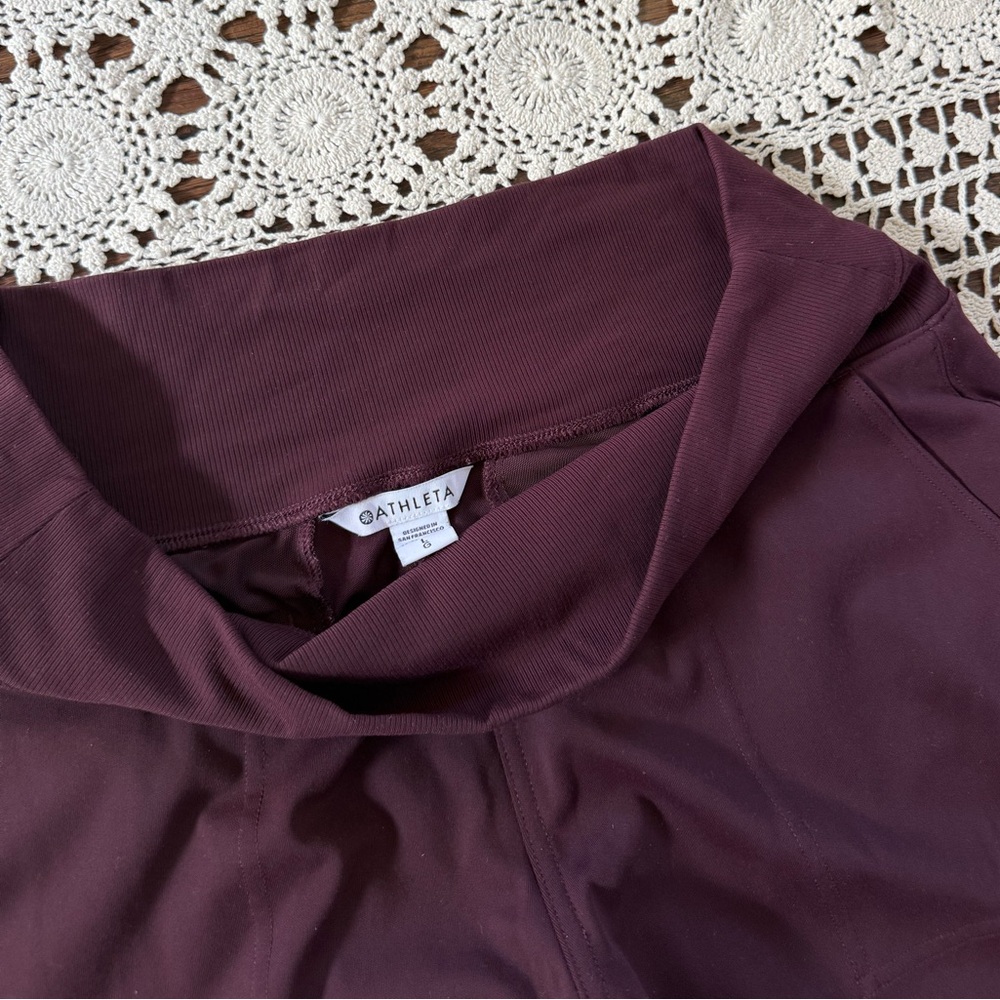 ATHLETA Venice High Rise Jogger Athleisure Pants in Garnet Size Large - Picture 10 of 14